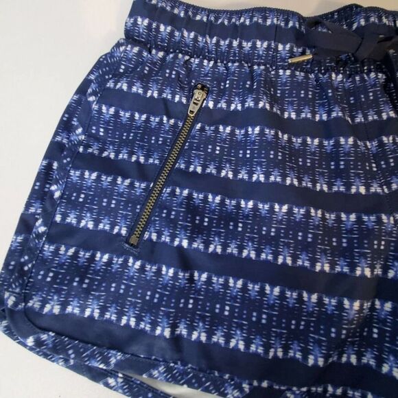Athleta Sway Shorts Printed Blue Ikat Women's XS - Picture 4 of 6